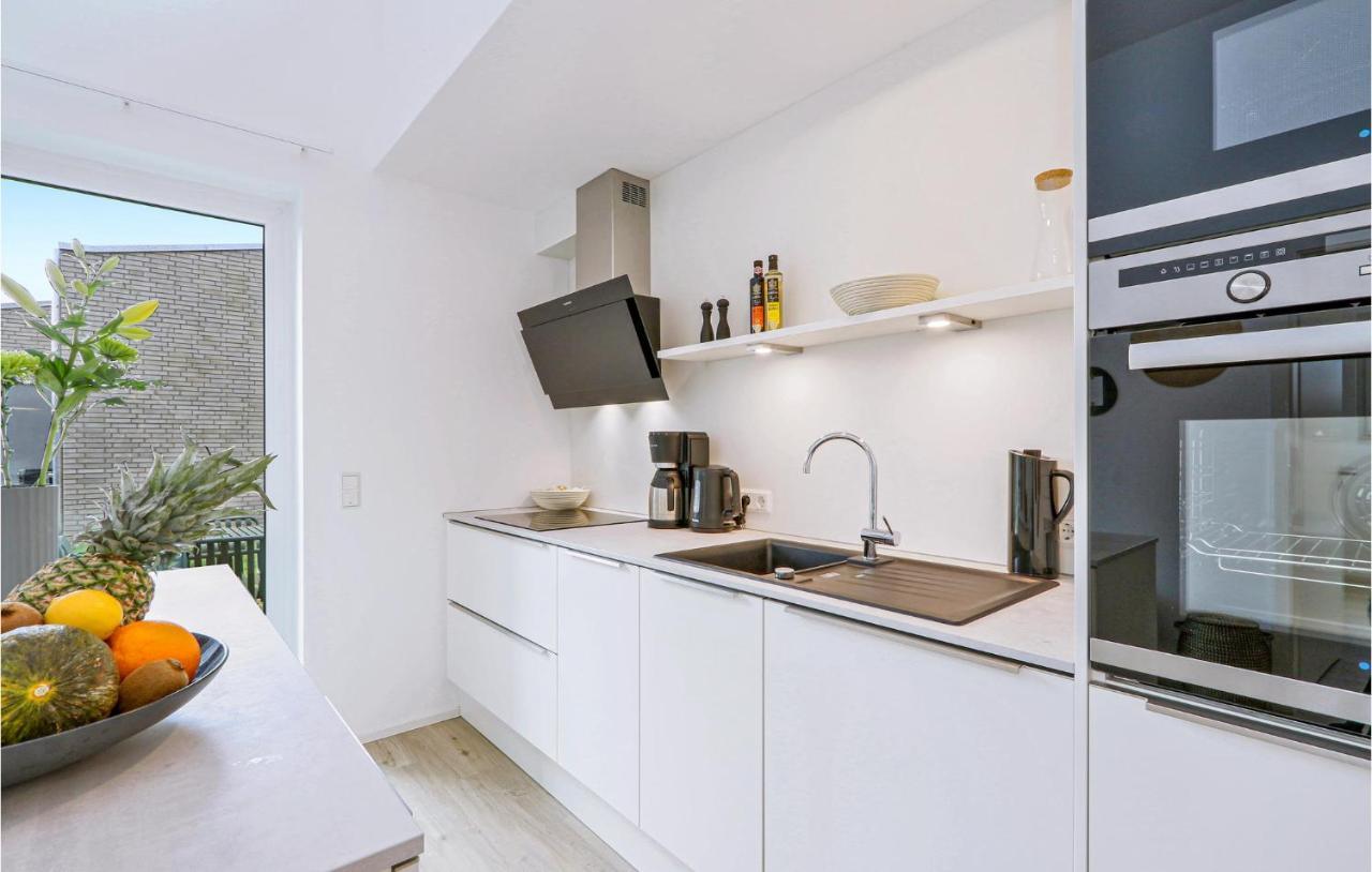 3 Bedroom Awesome Home In Lembruch-Duemmer See Esterno foto