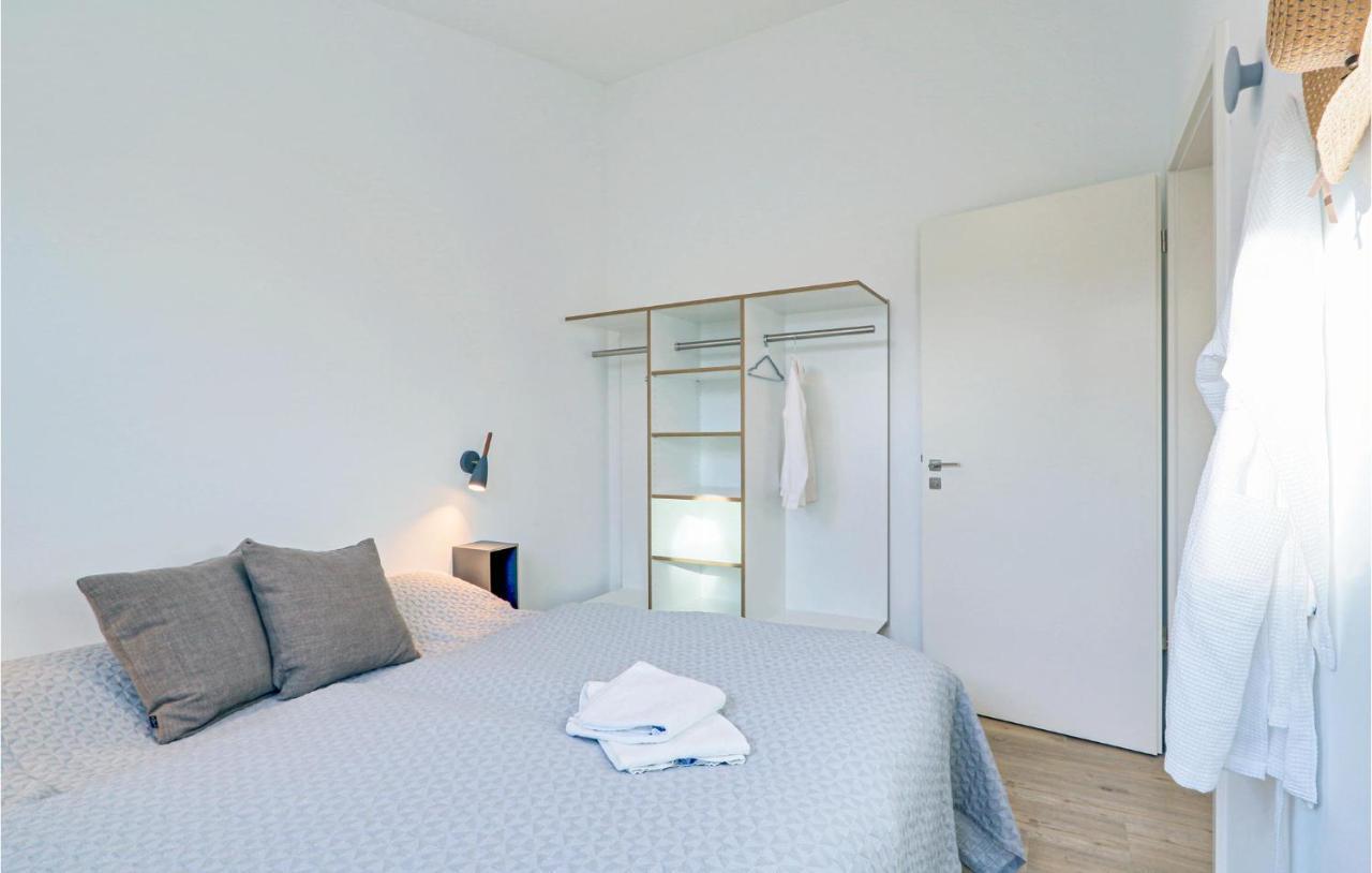 3 Bedroom Awesome Home In Lembruch-Duemmer See Esterno foto